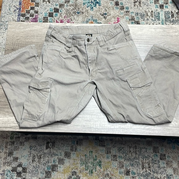 Noble outfitters 34x30 khaki cargo pants - Picture 1 of 9